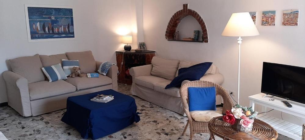 Joivy Spacious 2 Bedroom Apt With Terrace At The Heart Of The 베르나차 외부 사진